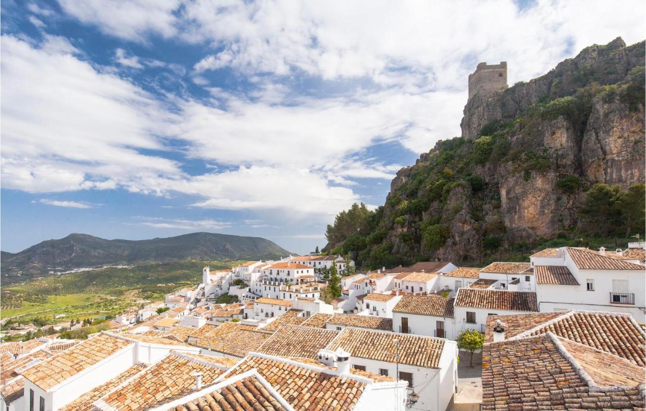 Stunning Home In Zahara De La Sierra With Wifi ภายนอก รูปภาพ